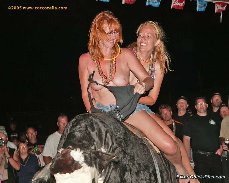 Abate Rally Topless Bull Riding. 